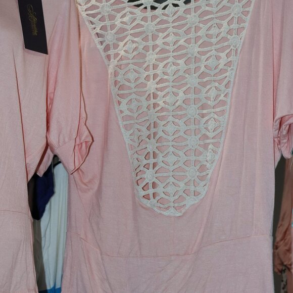 Marianne Blush Blouse with embroidery shoulder and back S,M,L - Picture 1 of 5